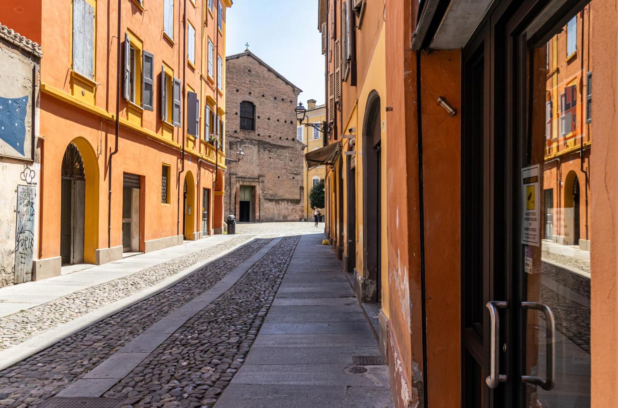 Apartamento Al Centro - Affitti Brevi Italia Módena